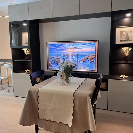 Monaco Bliss Apartments 公寓 博索莱伊