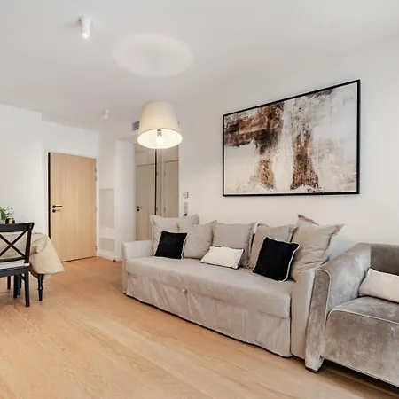 Monaco Bliss Apartments 公寓