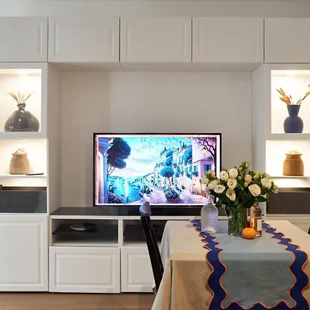 Monaco Bliss Apartments 公寓