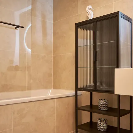 Monaco Bliss Apartments 公寓 *